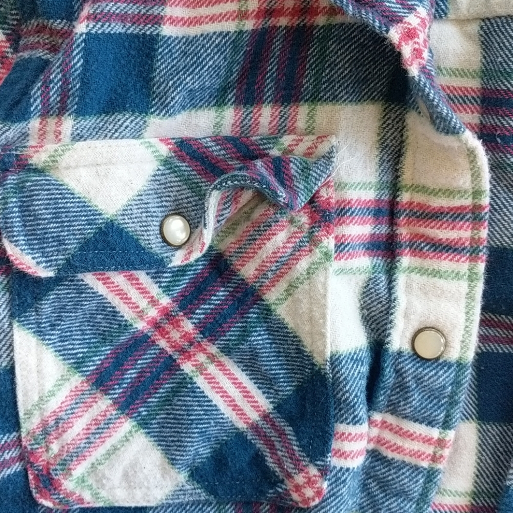 Flannel - Picture 3 of 5